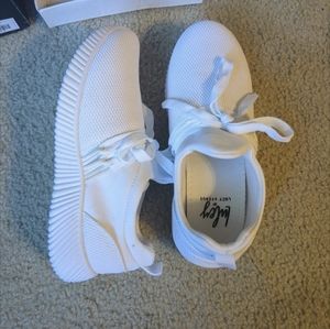 Luley white fashion sneakers